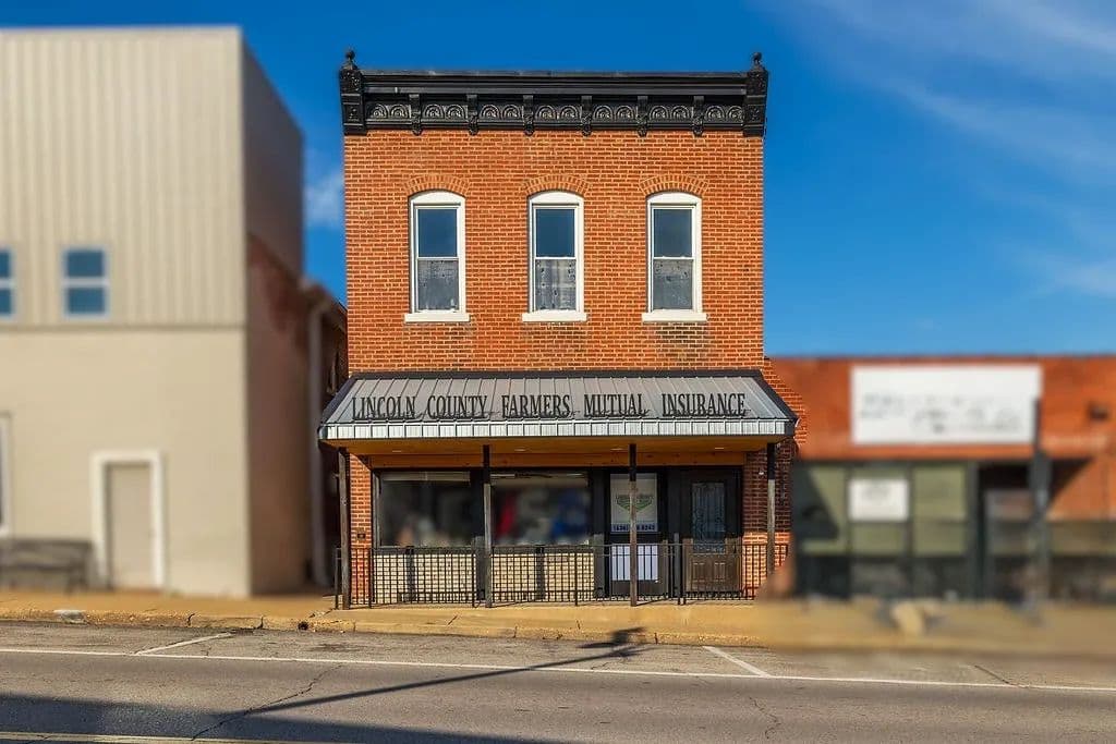 Commercial Building, Historic Downtown Troy, MO - Troy, Missouri, 63379