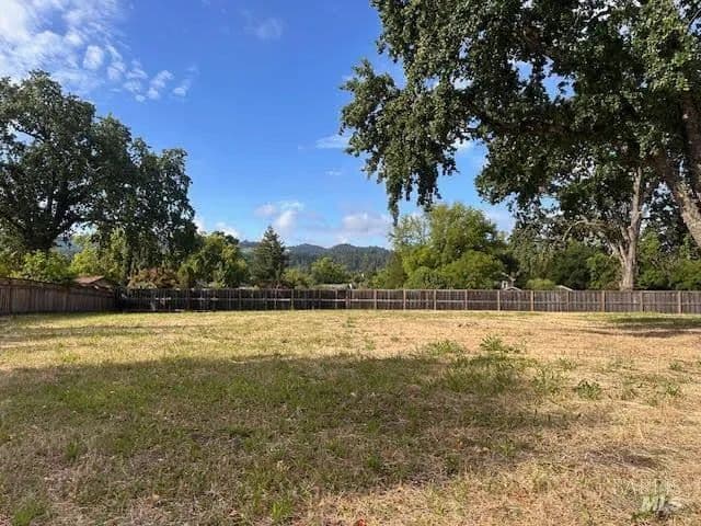 0.27 Acres of Land for Sale in Calistoga, California - Calistoga, California, 94515