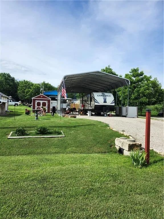 7840 Acres of Land for Sale in Linn Valley, KS - Linn Valley, Kansas, 66040