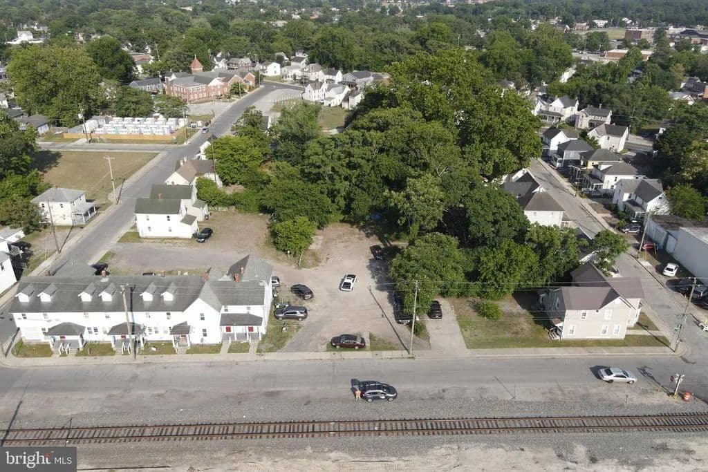 Property from 603 E RAILROAD AVENUE - KW - Salisbury, Maryland, 21804