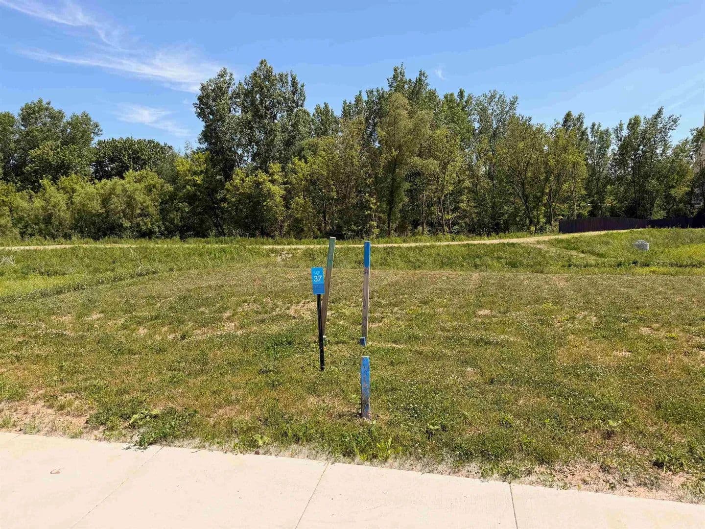 0.07 Acres of Land for Sale in Middleton, Wisconsin - Middleton, Wisconsin, 53562