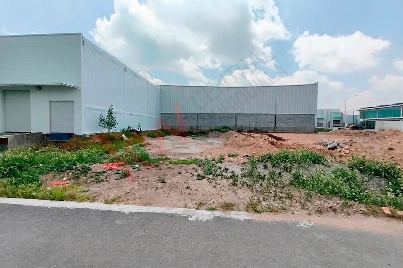 552 Acres of Land for Sale in El Marques, Querétaro - land for sale
