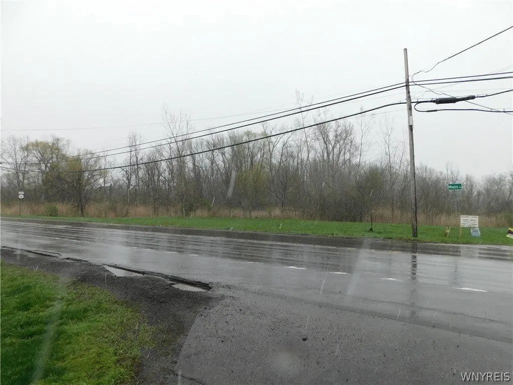 Lots & Land-Other in Akron - Akron, New York, 14001
