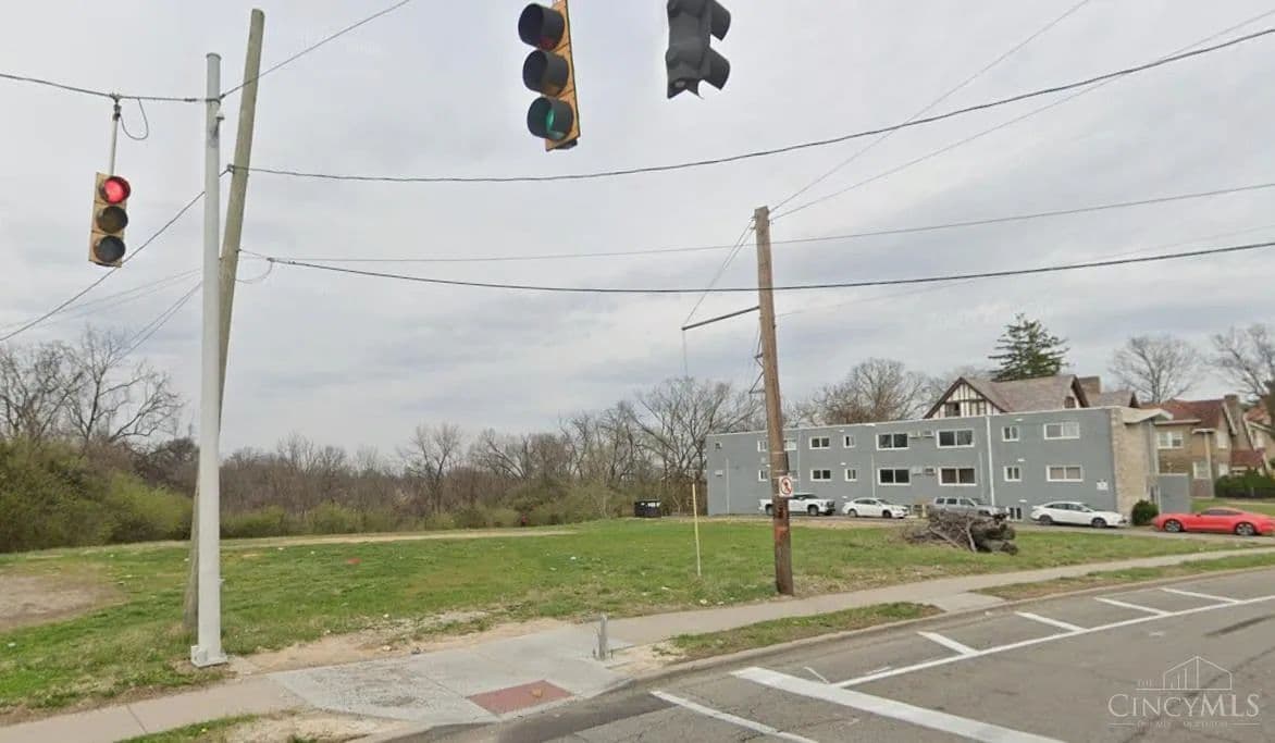 1.54 Acres of Land for Sale in Cincinnati, Ohio - Cincinnati, Ohio, 45211