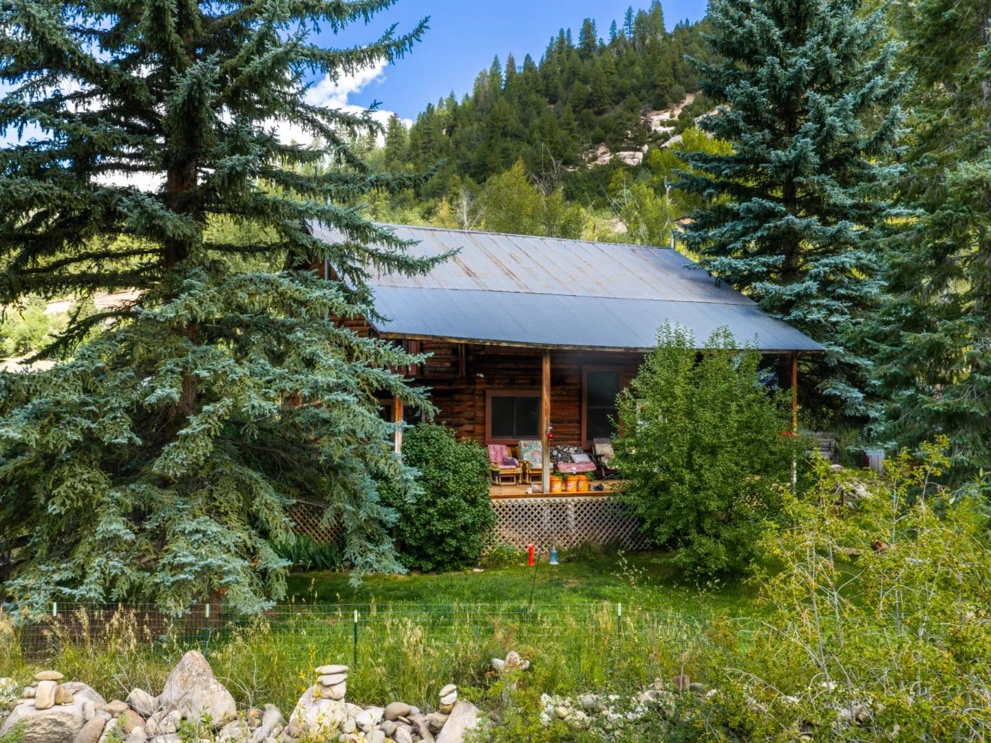 Riverfront Log Home in Dolores, CO for Sale - Dolores, Colorado, 81323