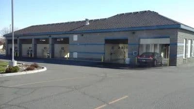 Bear Car Wash & Tease 'N Tan Salon/Coffee Shop