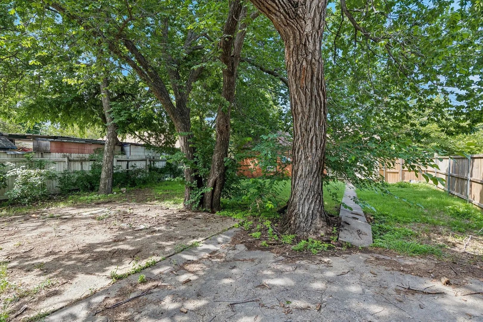 0.17 Acres of Land for Sale in Dallas, Texas - Dallas, Texas, 75235