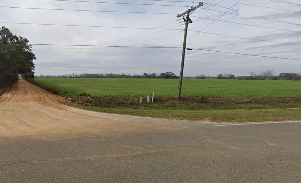 Property from Lot 5 Davis Road SW - KW - land for sale