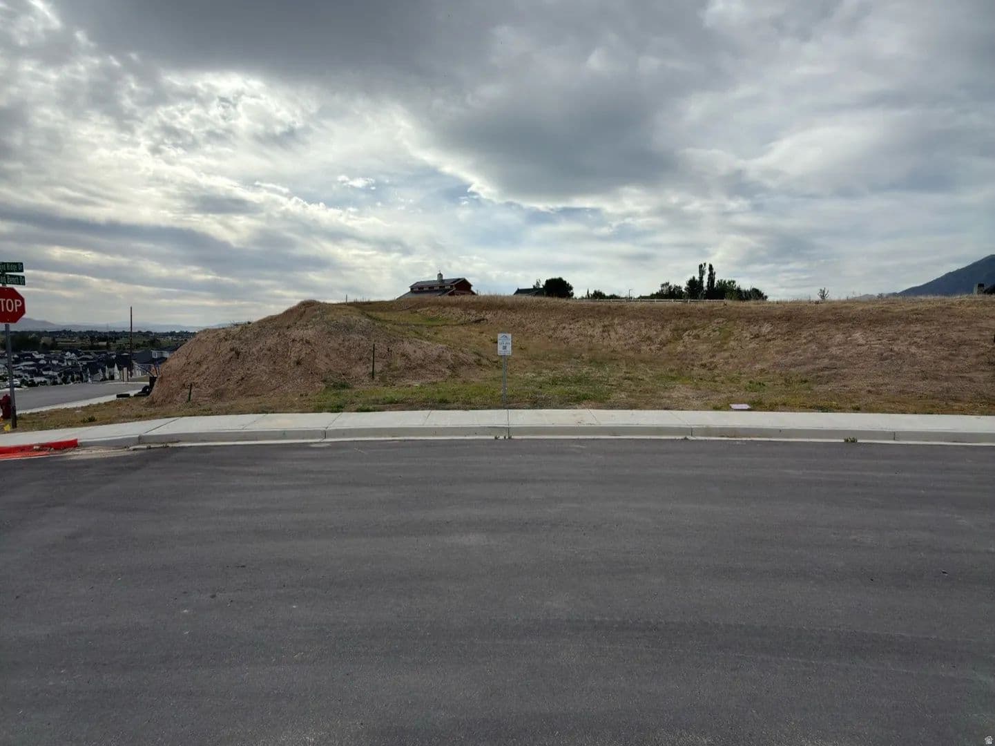 1 Acre of Land for Sale in Mapleton, Utah - Mapleton, Utah, 84664