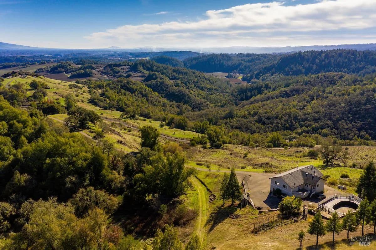 61 Acres of Land for Sale in Healdsburg, CA - Healdsburg, California, 95448