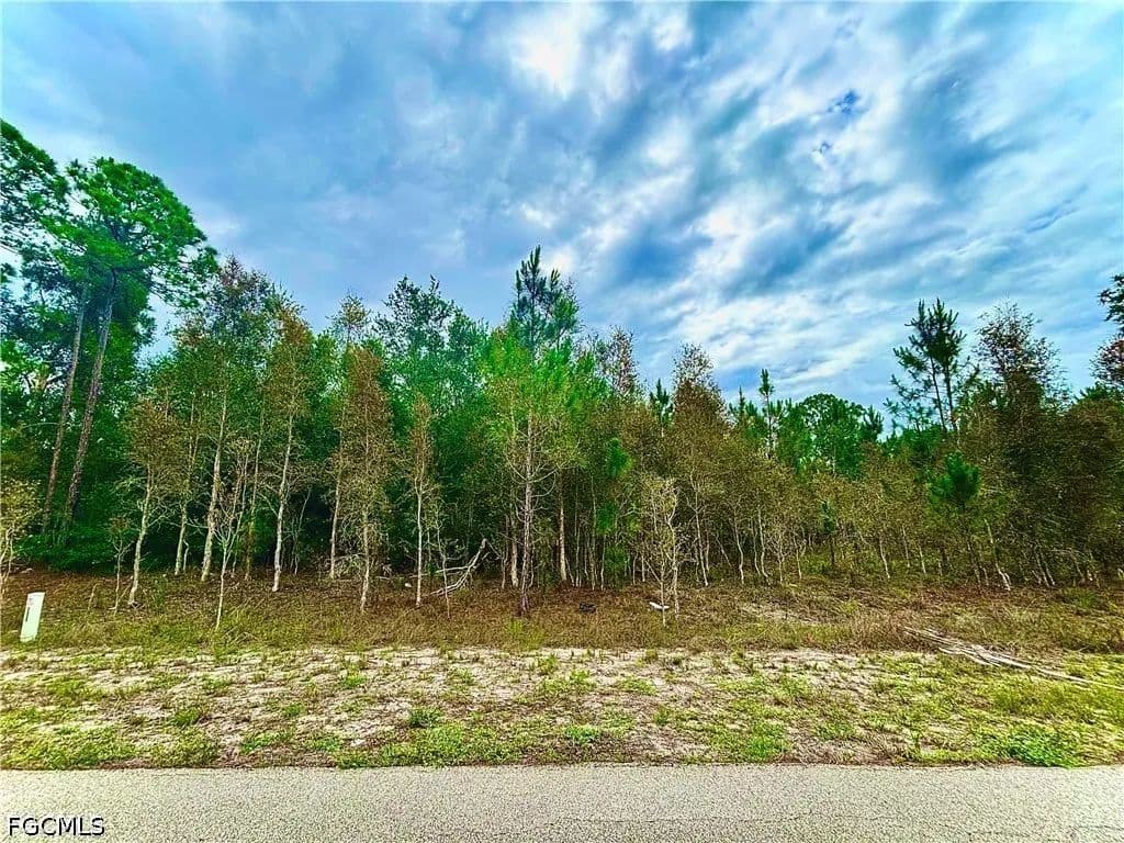 Property from 908 Robert Avenue - KW - Lehigh Acres, Florida, 33936