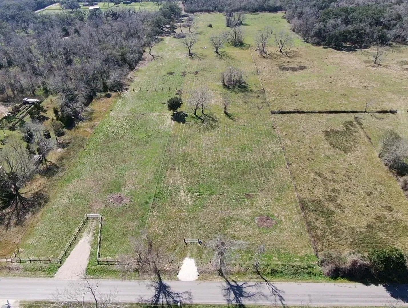 11.34 Acres of Land for Sale in Brazoria, Texas - Brazoria, Texas, 77422
