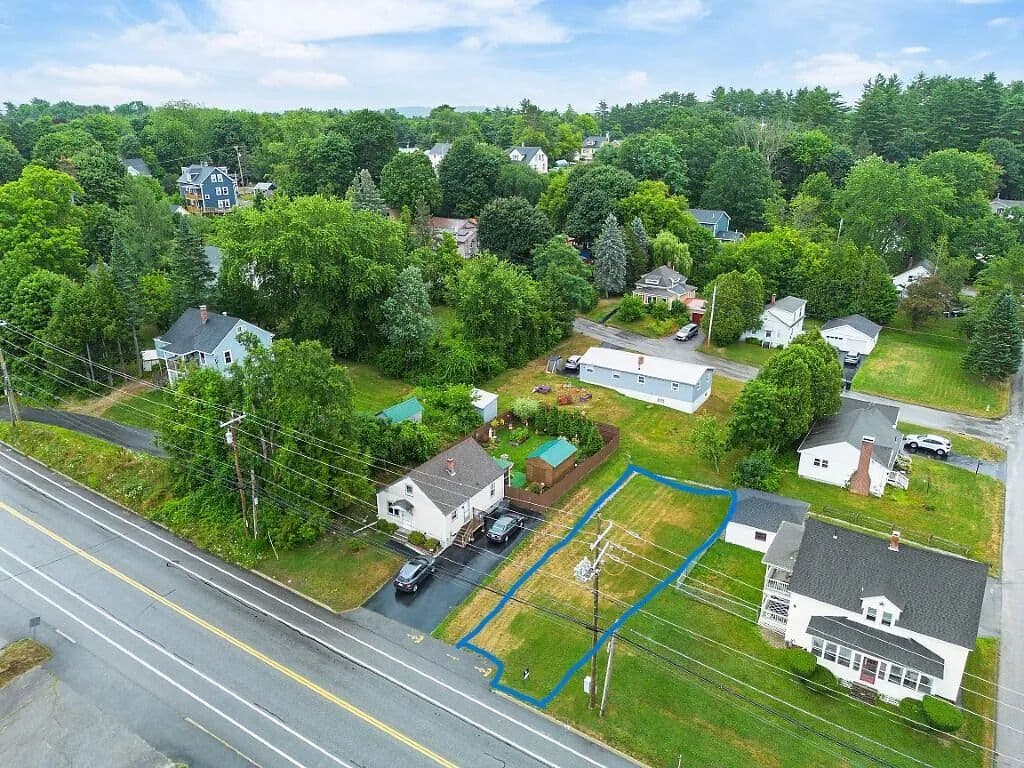 Vacant Land in Auburn - Auburn, Maine, 04210