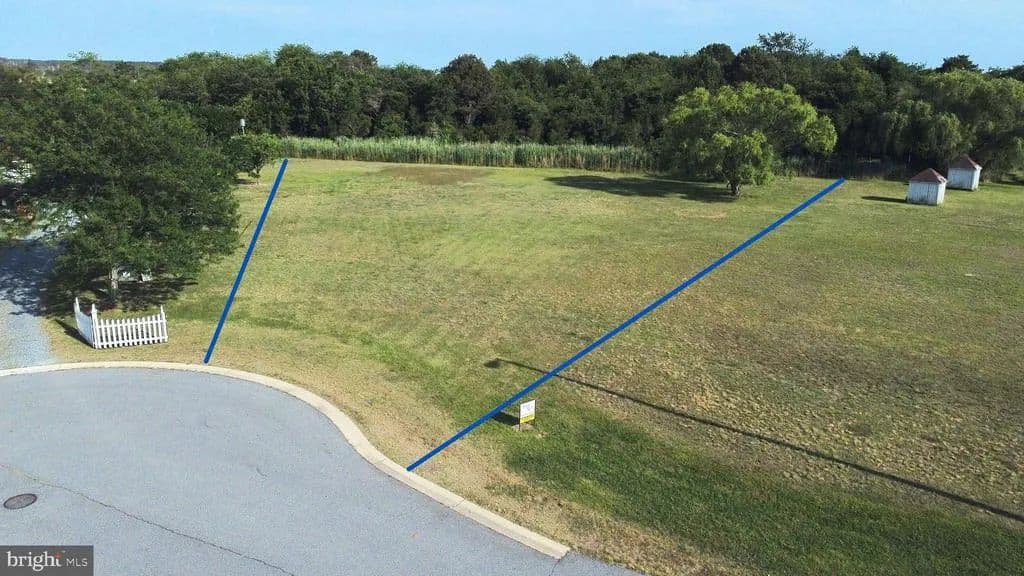 0.77 Acres of Land for Sale in Crisfield, Maryland - Crisfield, Maryland, 21817