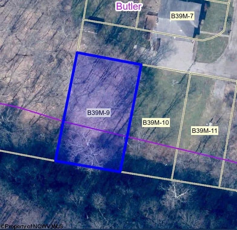 0.25 Acres of Land for Sale in Weirton, West Virginia - Weirton, West Virginia, 26062