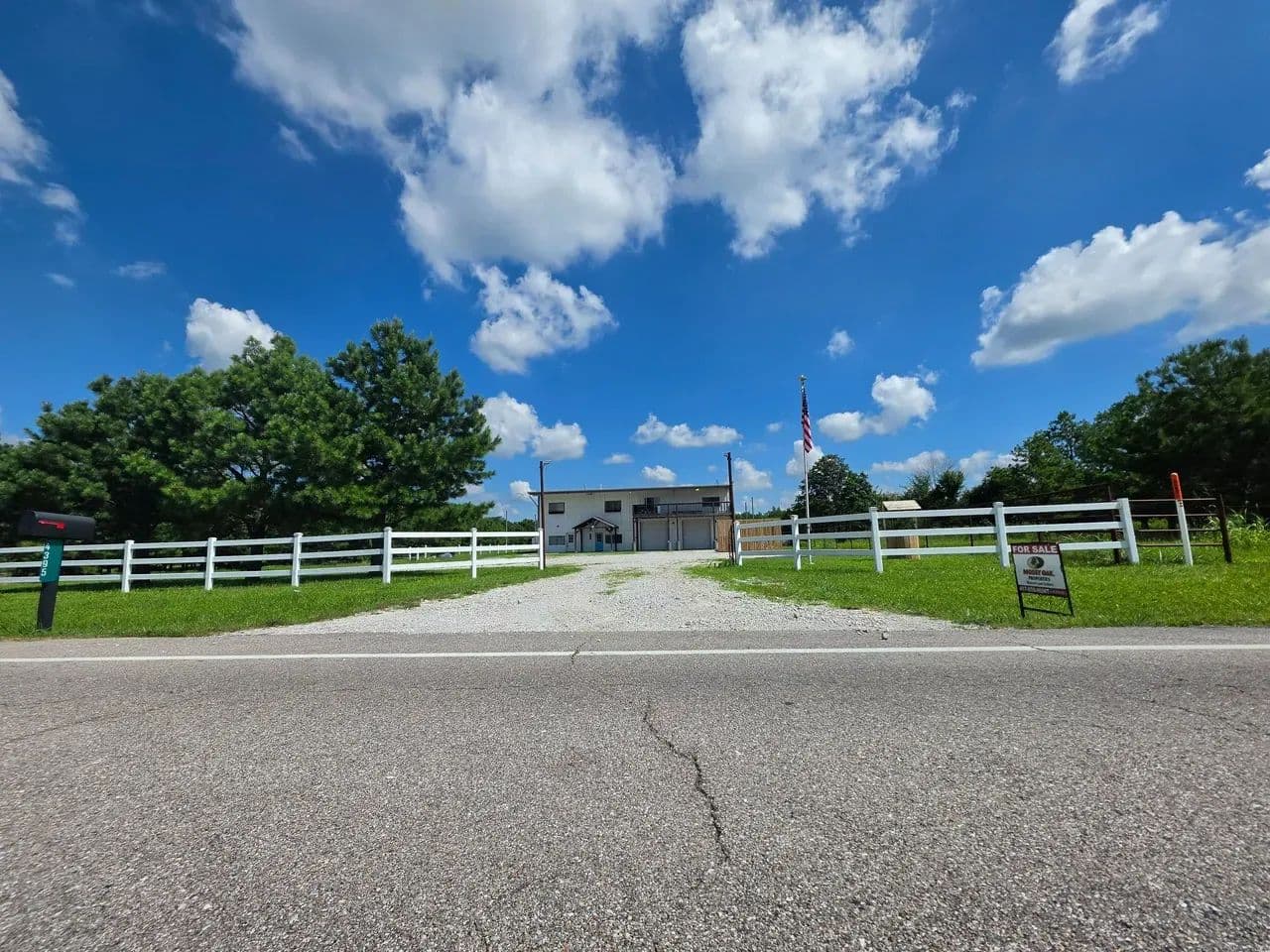 15 Acres - 5 Bed, 3.5 Bath - Fair Grove Schools - land for sale