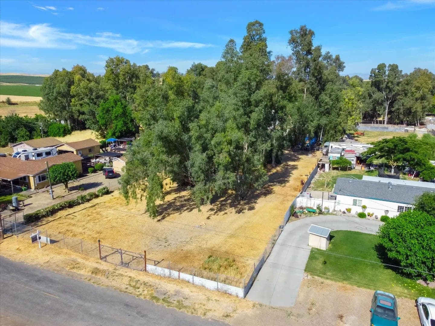 1 Acre of Land for Sale in Dunnigan, California - Dunnigan, California, 95937