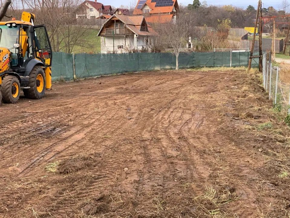 Teren Intravilan de vanzare -Tropinii Rasinari 565 mp - land for sale