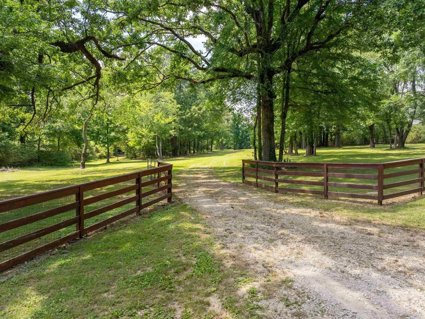 10.17 Acres of Land for Sale in Unincorporated, TN - Tennessee, 38125