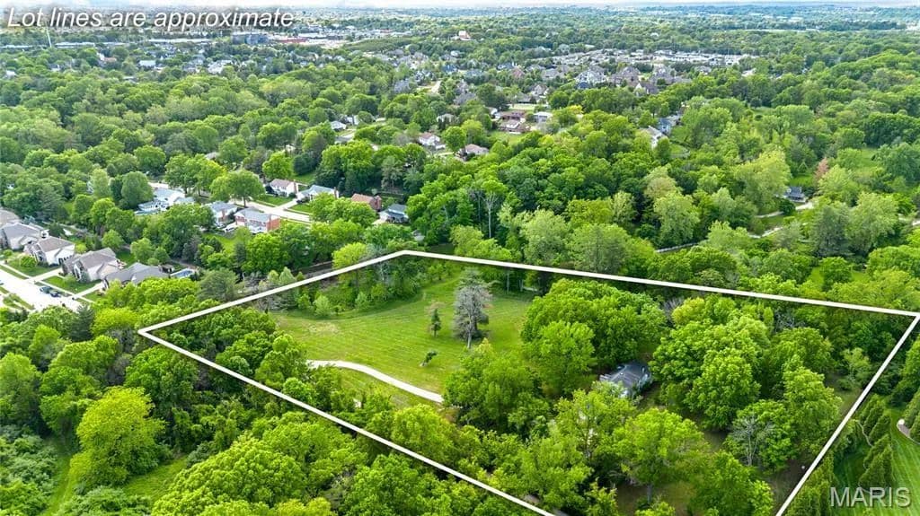 Vacant Land in Town and Country - Town And Country, Missouri, 63017