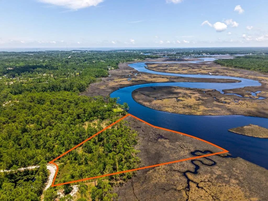 4.48 Acres of Land for Sale in Carrabelle, FL - Carrabelle, Florida, 32322