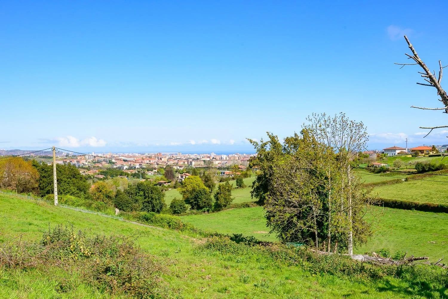 Terreno en venta en Barrio Castiello Urbano 79 A, Castiello - land for sale
