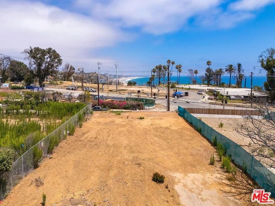 Vacant Land in Pacific Palisades - Pacific Palisades, California, 90272
