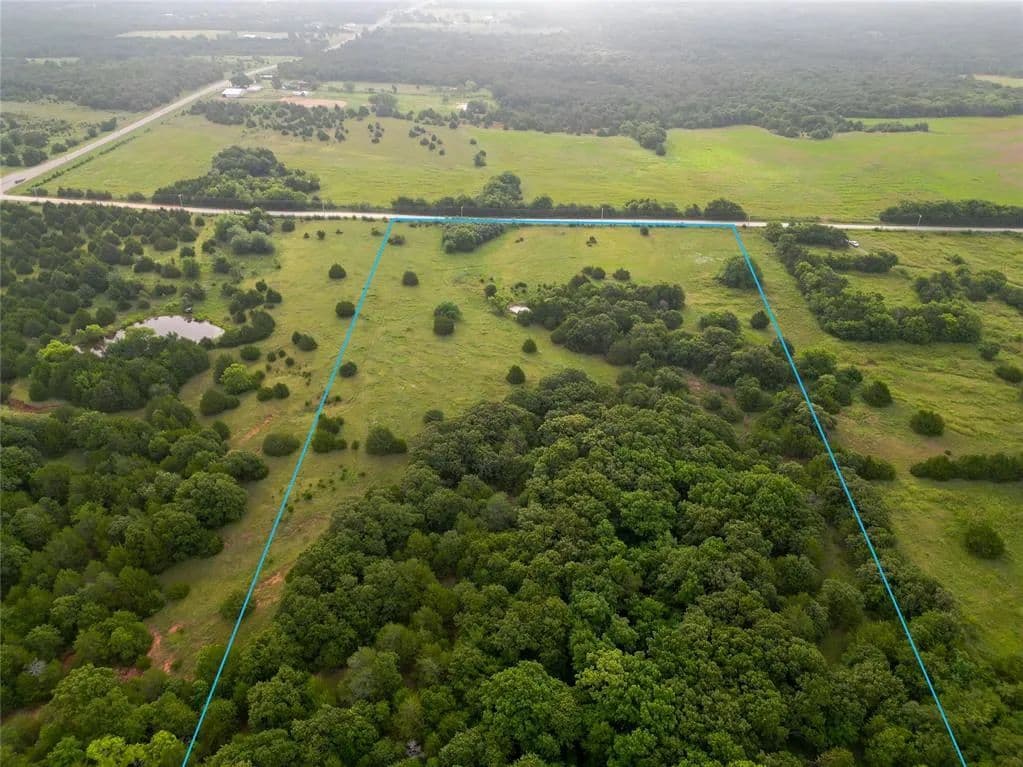 17.32 Acres of Land for Sale in Wanette, OK - Wanette, Oklahoma, 74878