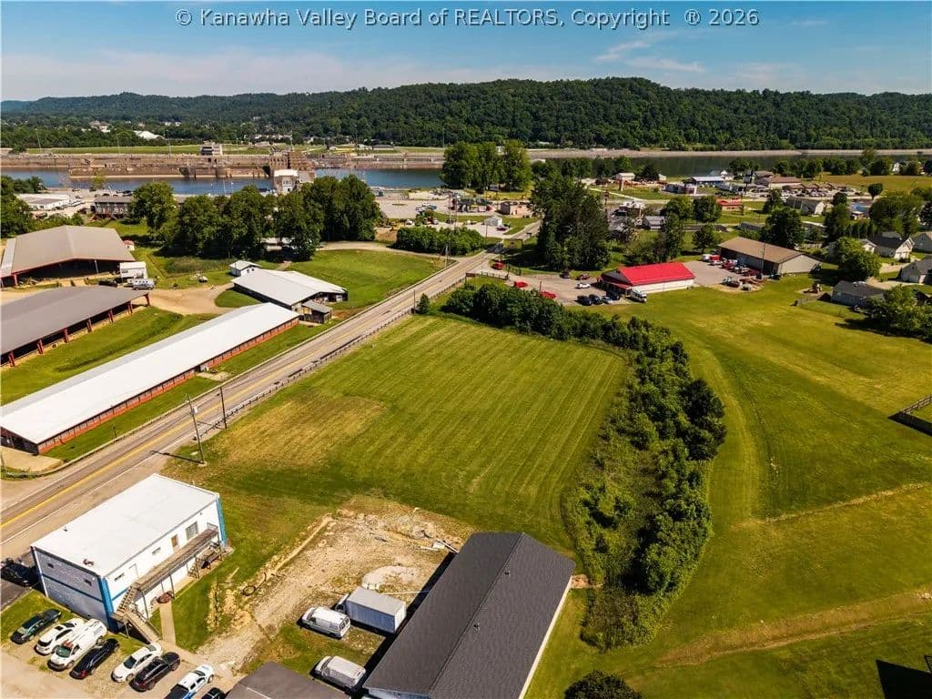 1.37 Acres of Land for Sale in Winfield, West Virginia - Winfield, West Virginia, 25213