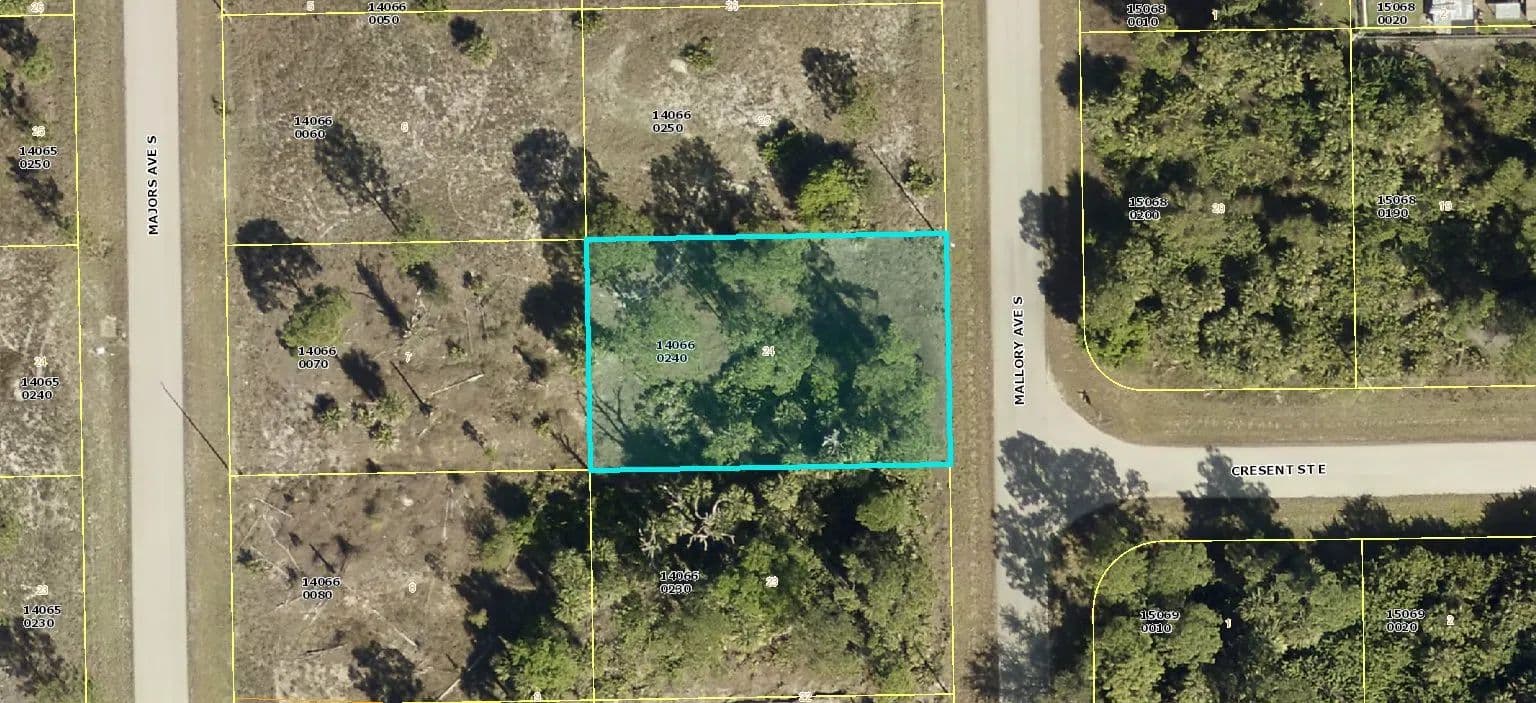 Lots & Land-Other in Lehigh - Lehigh, Florida, 33974