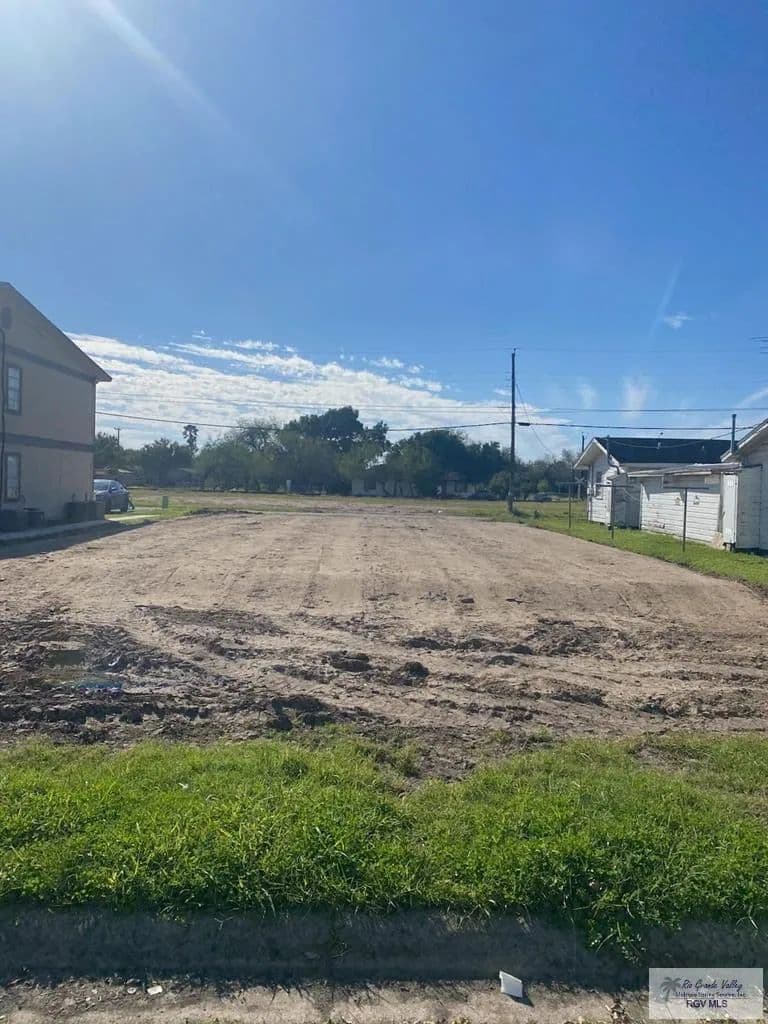 Property from 906 E ADAMS - KW - Harlingen, Texas, 78550