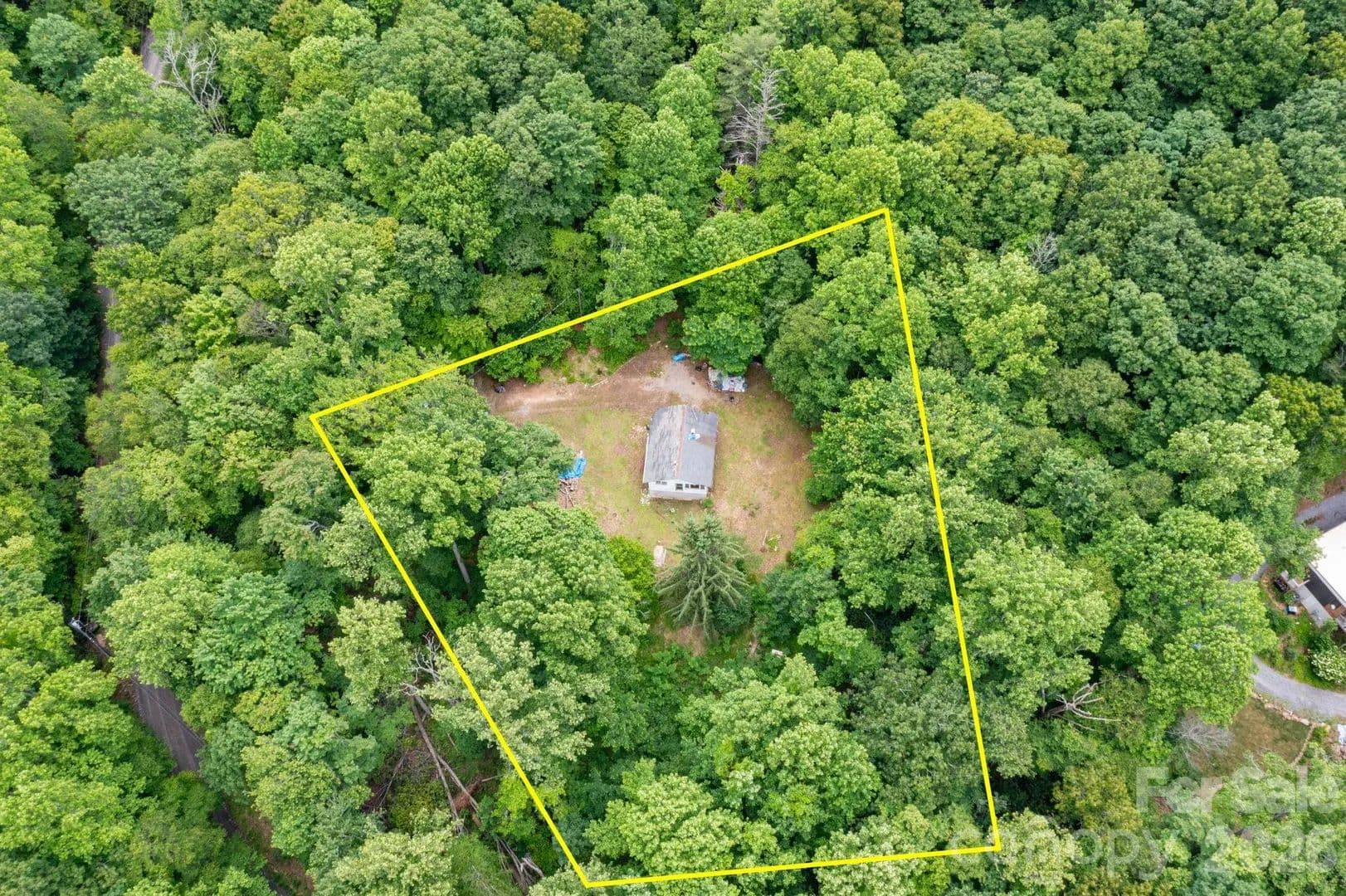 0.98 Acres of Land for Sale in Black Mountain, North Carolina - Black Mountain, North Carolina, 28711