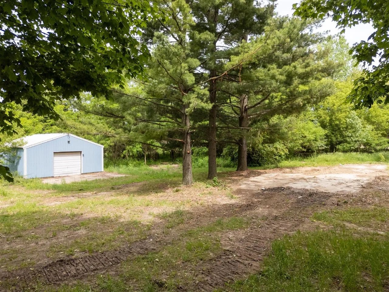 Property from 41756 24th - KW - Bloomingdale, Michigan, 49026