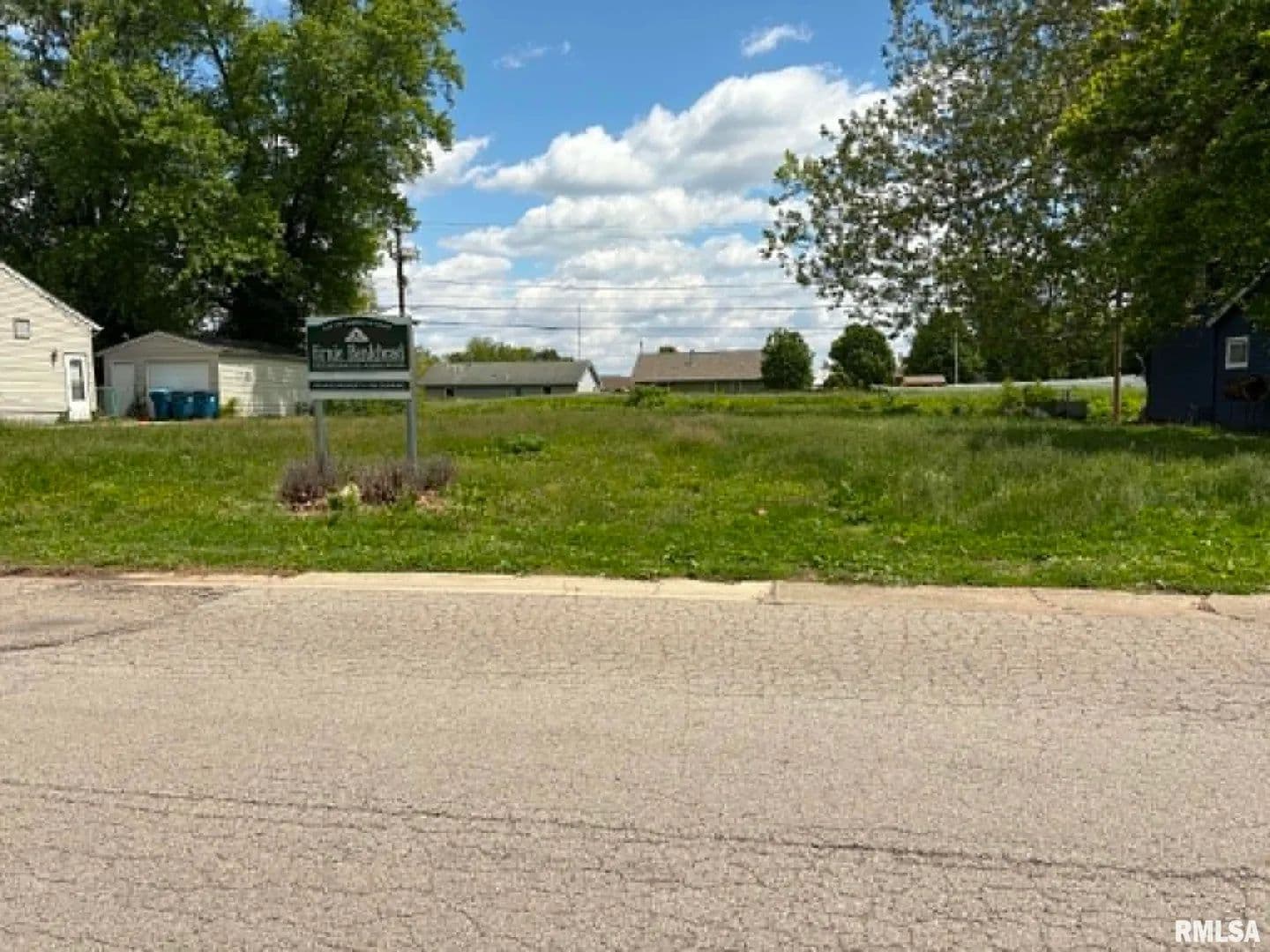Property from LIVINGSTON Street - KW - Springfield, Illinois, 62703