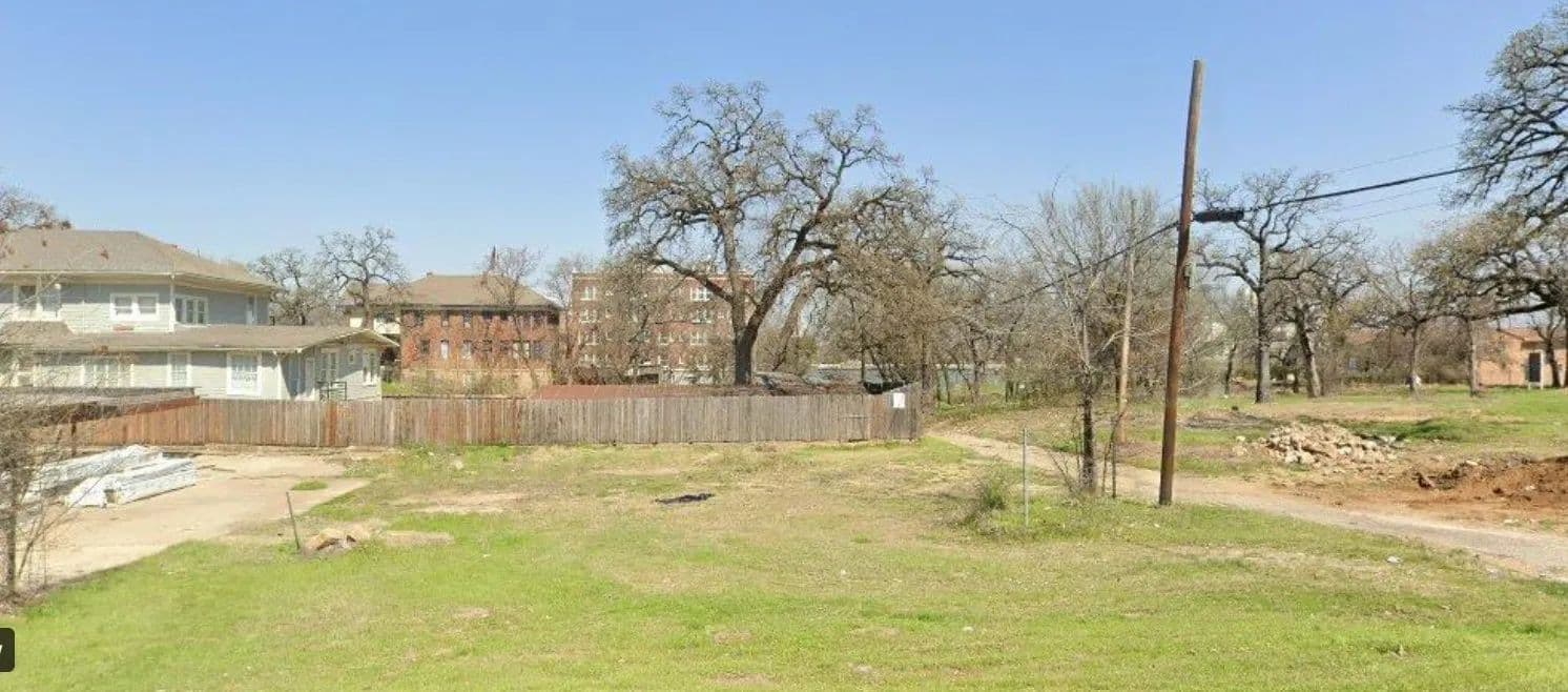 Property from 609 Comal Street - KW - Dallas, Texas, 75203