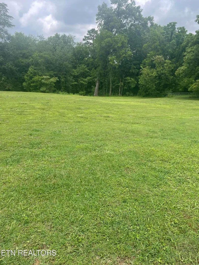 Property from 325 Waters Rd - KW - Maryville, Tennessee, 37803