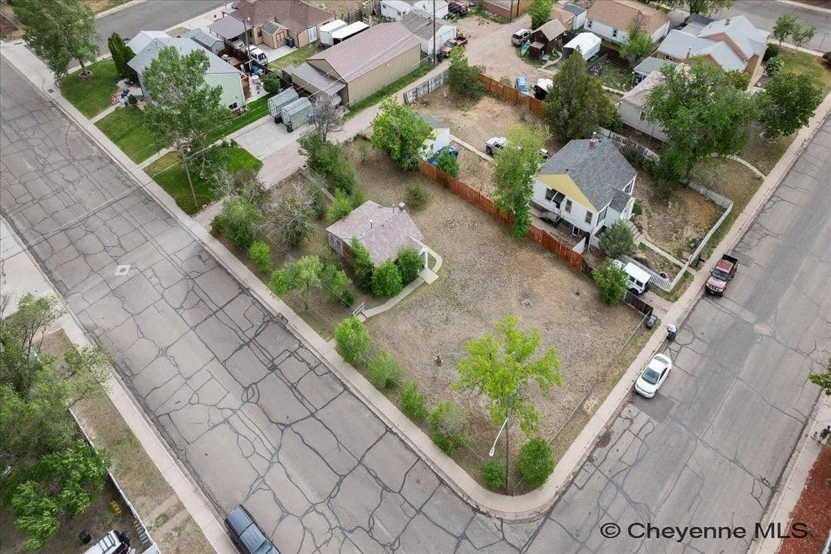Property from 2521 E 10TH ST - KW - Cheyenne, Wyoming, 82001
