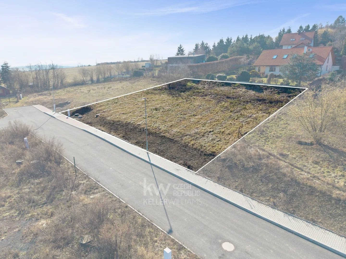 1066 Acres of Land for Sale in Černolice - land for sale