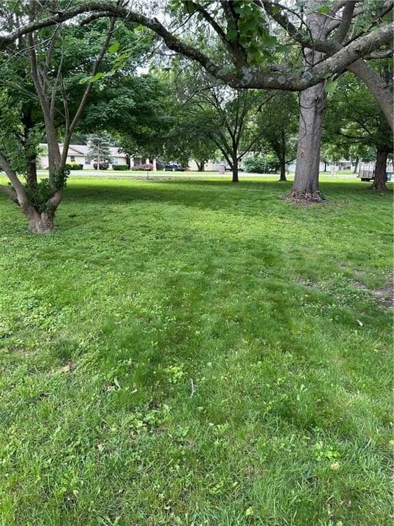 Property from 412 NW Donovan Road - KW - , Missouri, 64063