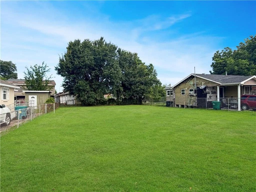 Property from 818 S SIBLEY Street - KW - Metairie, Louisiana, 70003