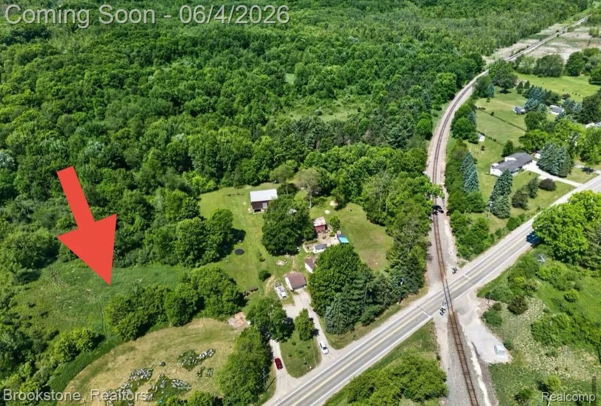 2.58 Acres of Land for Sale in Oakland County, Michigan - Michigan, 48346