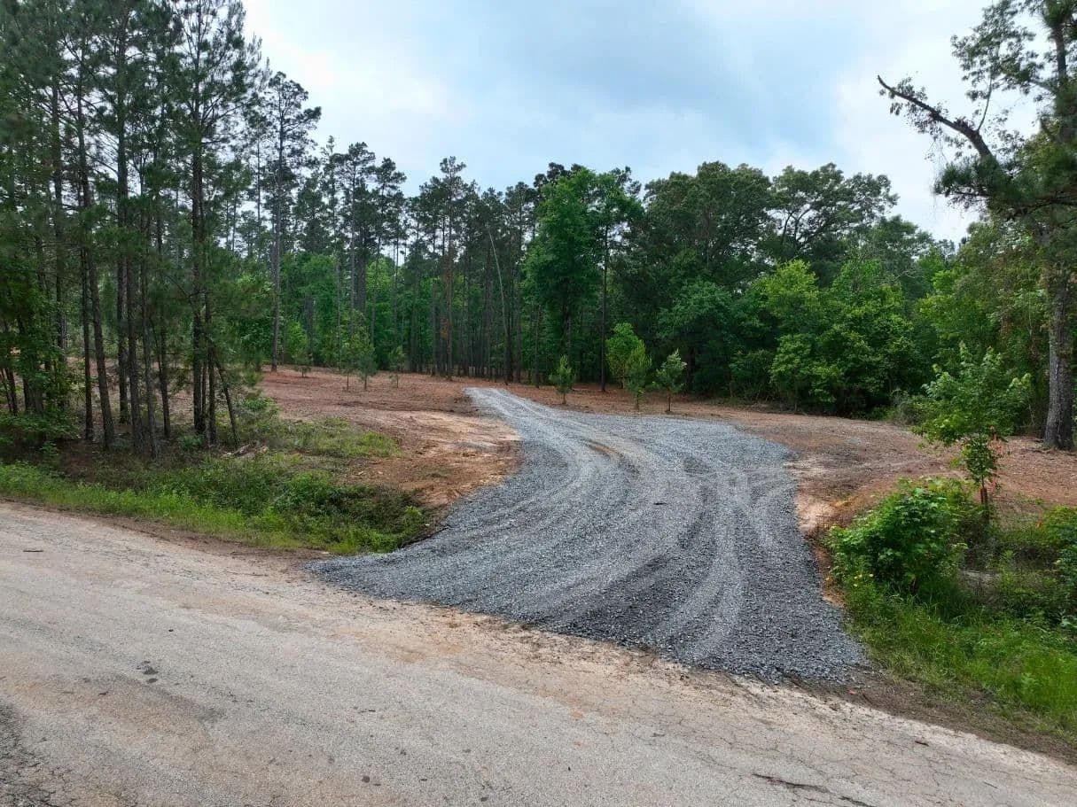 10.4 Acres of Land for Sale in Marshall, TX - Marshall, Texas, 75672
