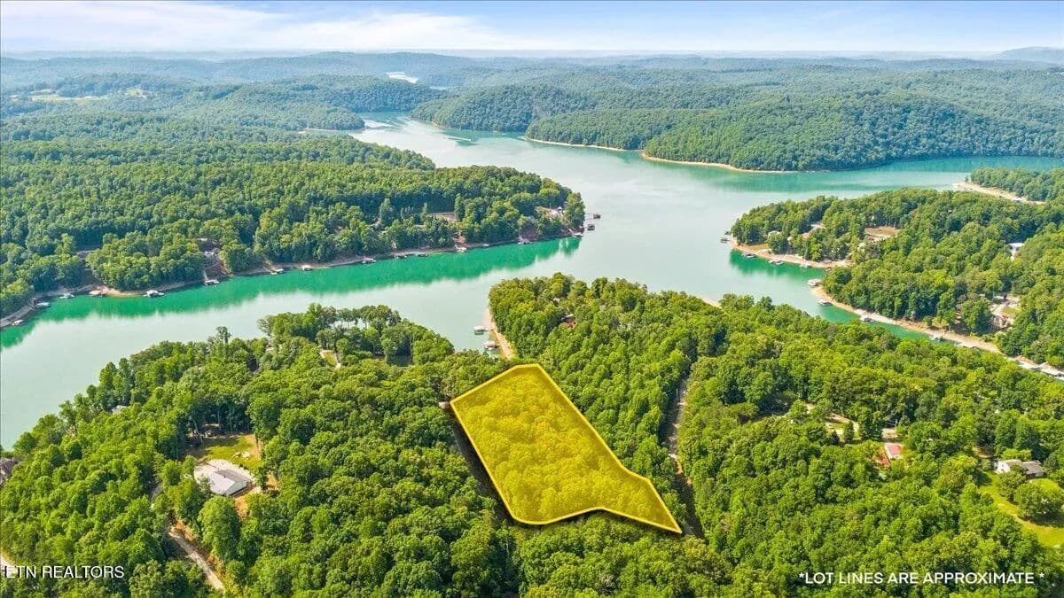Property from Big Creek Rd - KW - , Tennessee, 37766