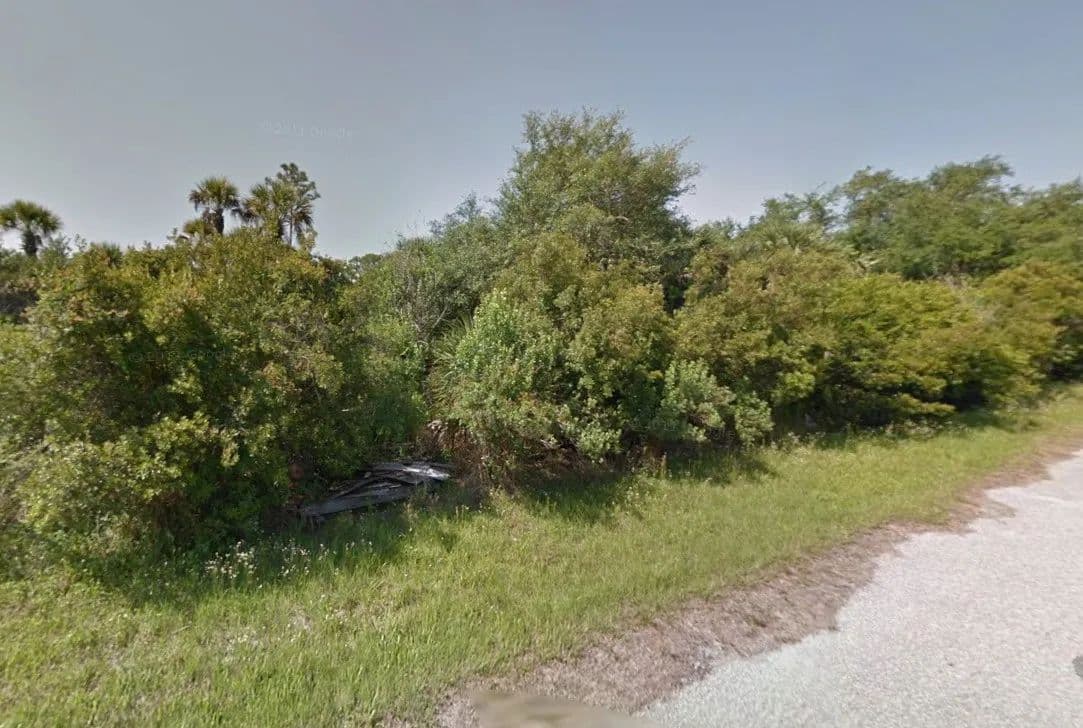 Vacant Land in Port Charlotte - land for sale