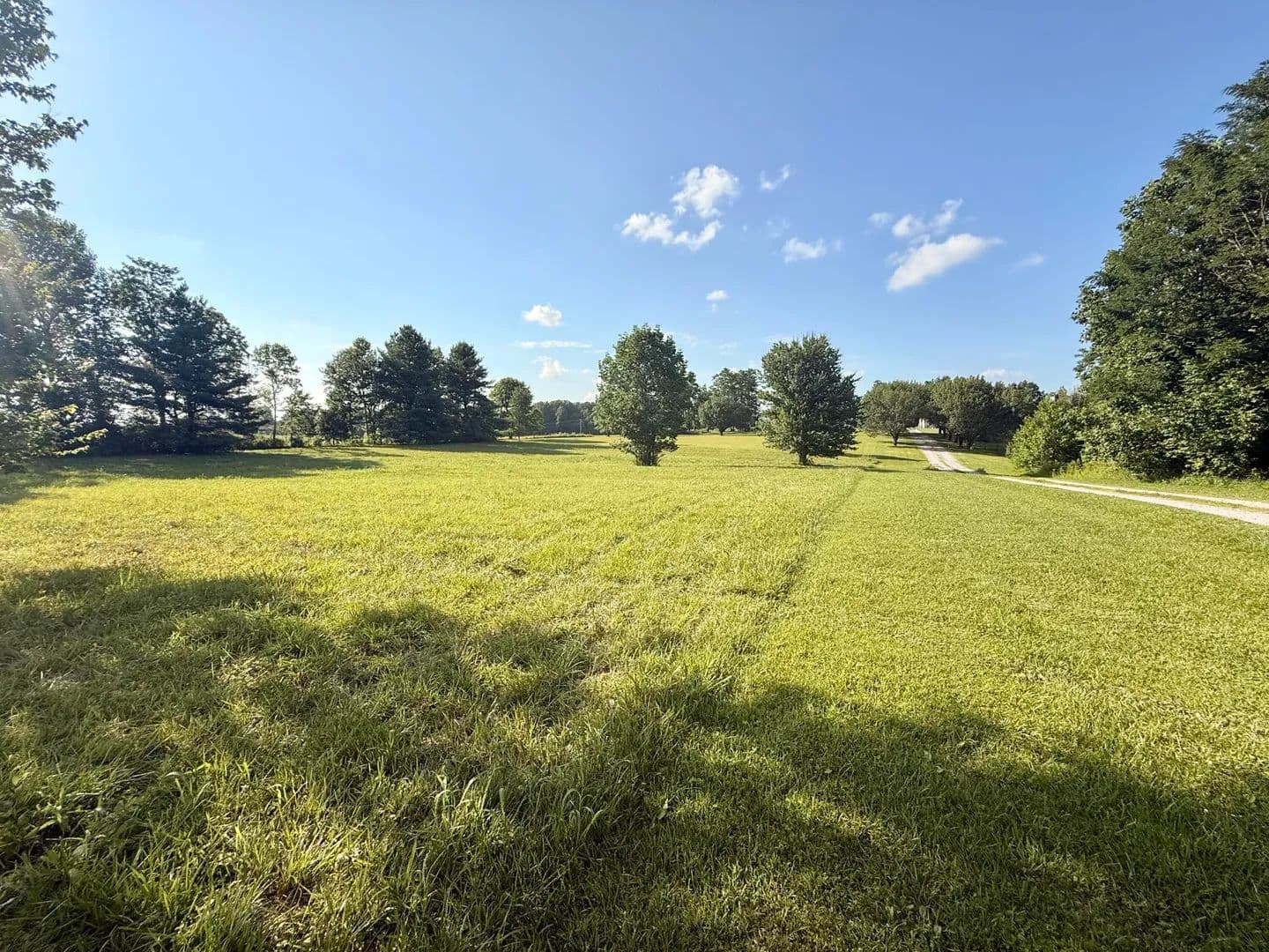 1.02 Acres of Land for Sale in Crab Orchard, KY - Crab Orchard, Kentucky, 40419