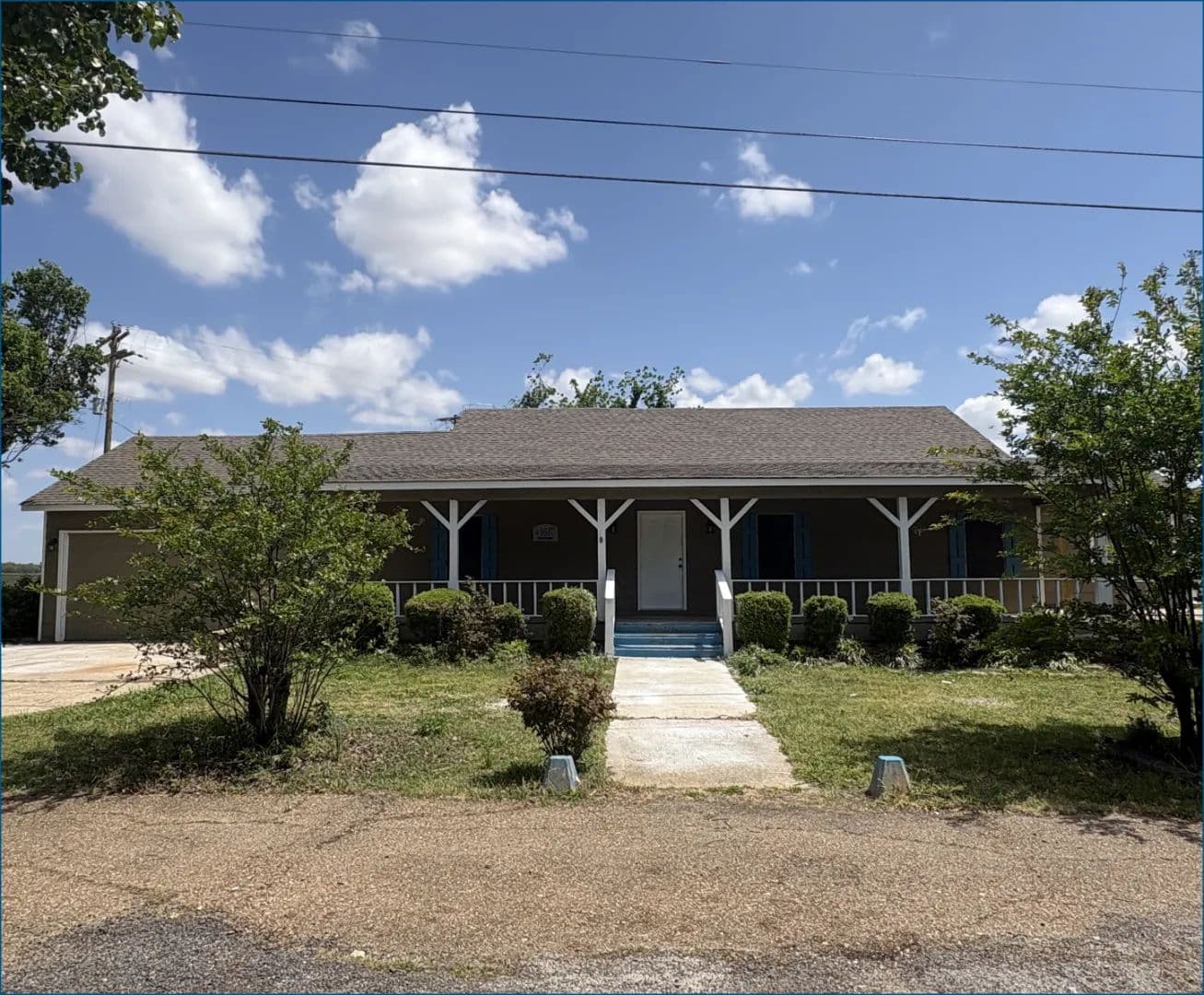 Home in Bolivar County at 161 Smith Road in Cleveland, MS - Cleveland, Mississippi, 38732
