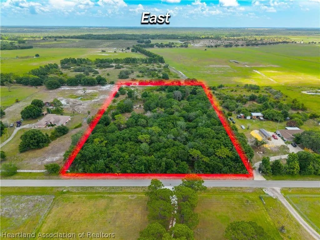 Property from 176 Park Land Drive - KW - Lake Placid, Florida, 33852