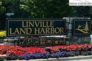 0.88 Acres of Land for Sale in Newland, North Carolina - Newland, North Carolina, 28657