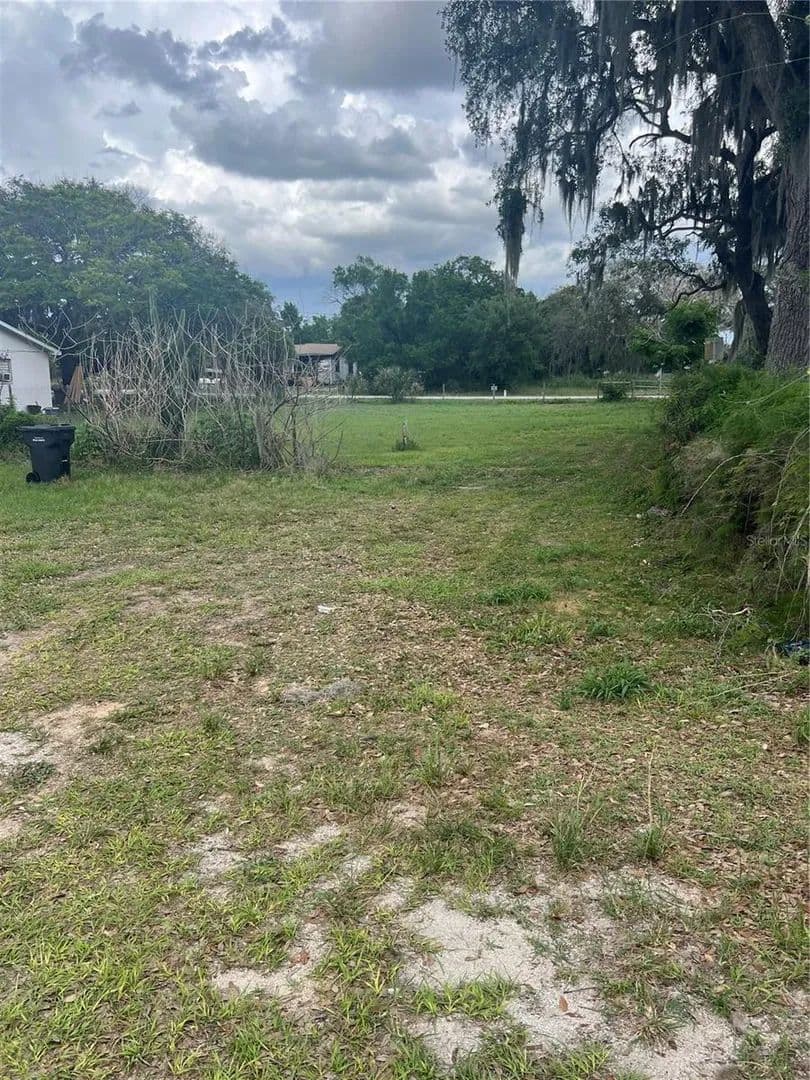 Property from SHADY OAK AVENUE - KW - Lake Wales, Florida, 33898