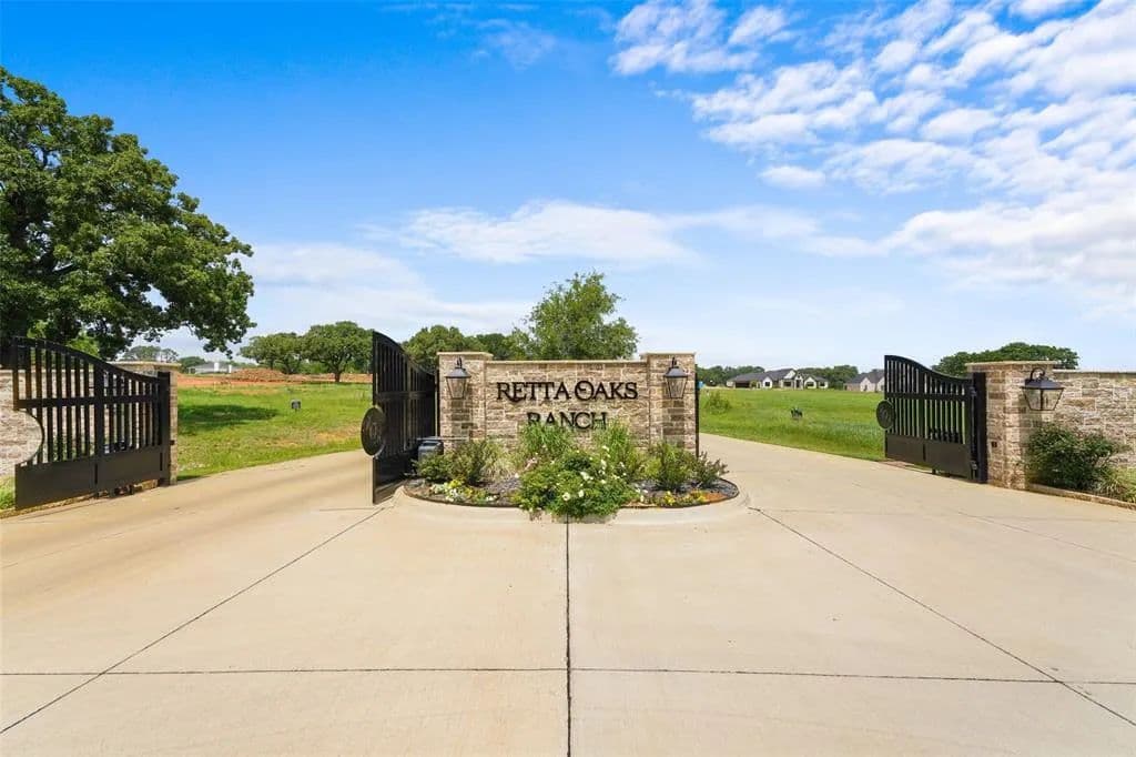 Vacant Land in Burleson - Burleson, Texas, 76028